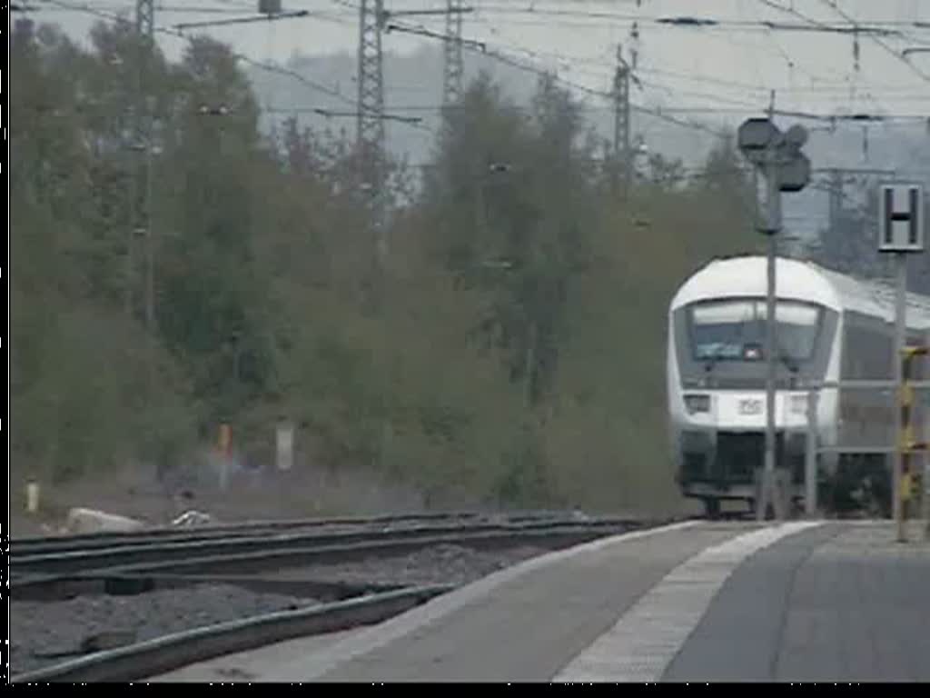 210 151-6  ZDF-Express  schiebt einen IC in Richtung Kassel durch Eichenberg. Aufgenommen am 09.05.2010.