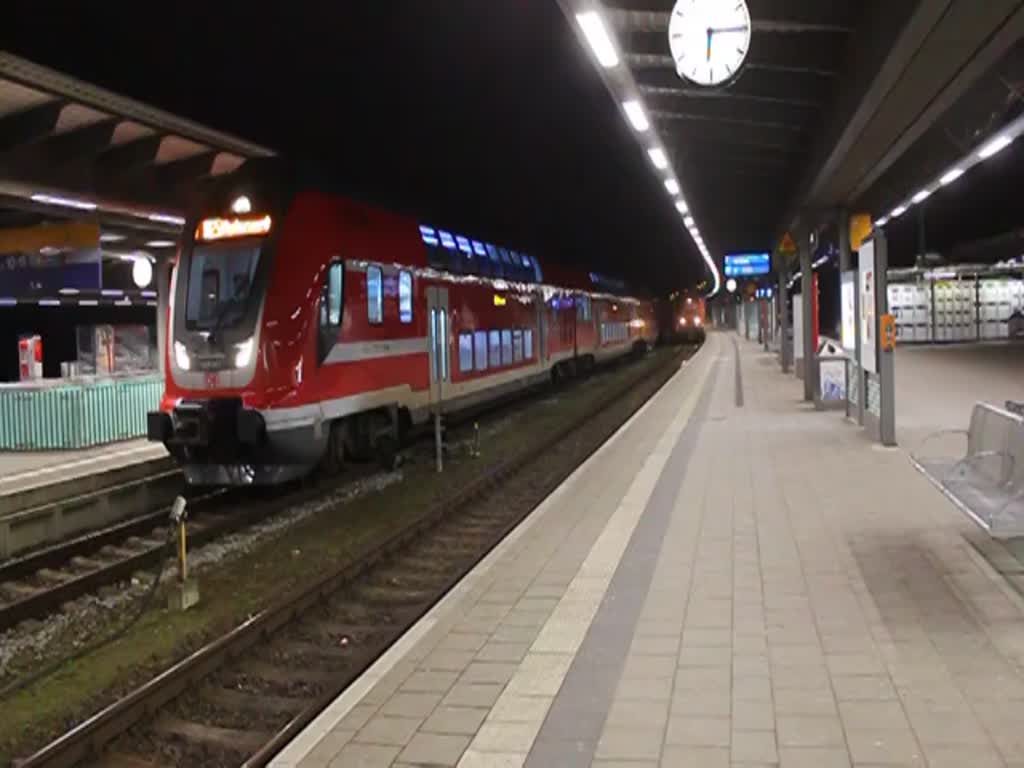 298 318-7 mit Düngerzug von Rostock-Bramow nach Poppendorf bei der Durchfahrt im Rostocker Hbf gegen 06:15 Uhr. 02.02.2018