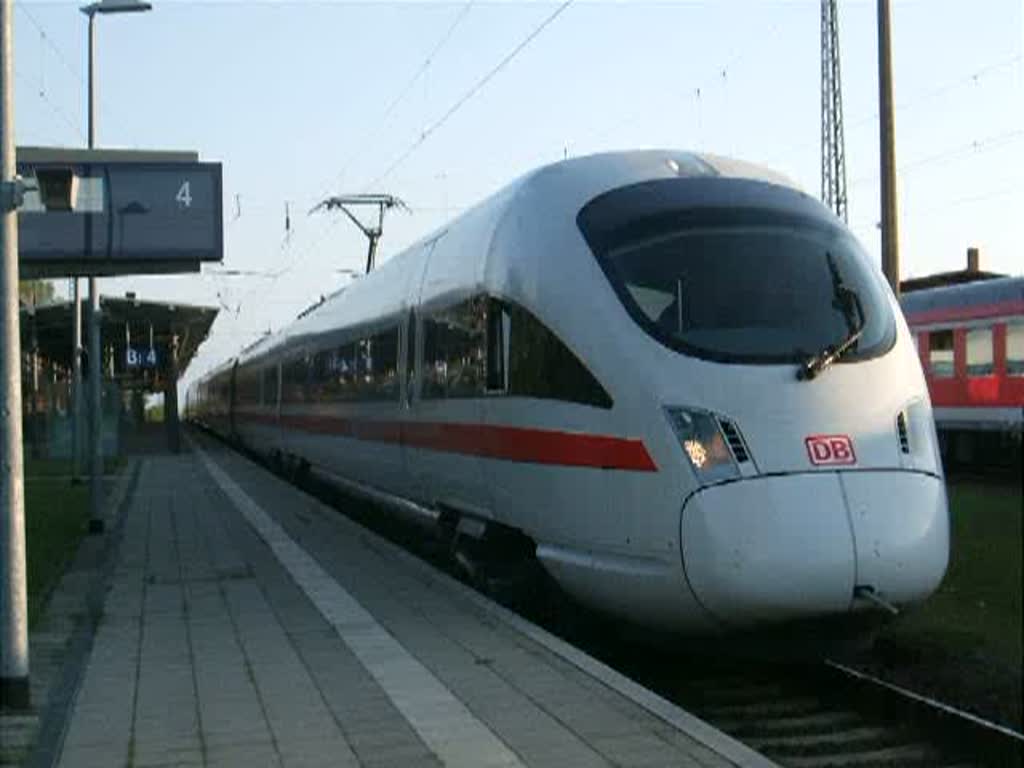 411 002-9 ICE-T Neubrandenburg als ICE73929 von Warnemnde nach Nrnberg Hbf.kurz vor der Abfahrt um 06.58 Uhr im Bahnhof Warnemnde.(01.05.09)

