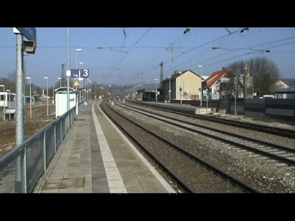 Aktueller Bahnbetrieb - Fr die beiden Tauren am EC 113 ist die Steigung an der Geislinger Steige nur Vorgeplnkel. Amstetten (Wrttemberg) am 05.03.2011.