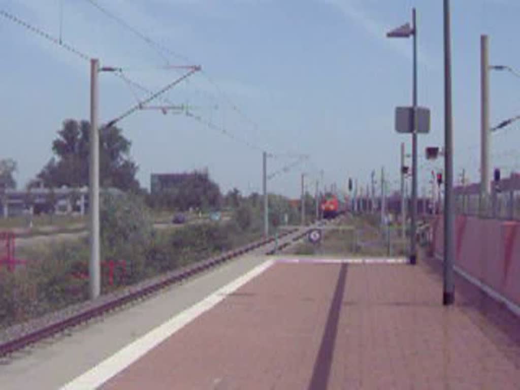 Als es noch keinen TGV-POS gab...Br 181 222-1 fhrt mit ihrem EC aus Mnchen Hbf nach Paris-Est in Baden-Baden ein.