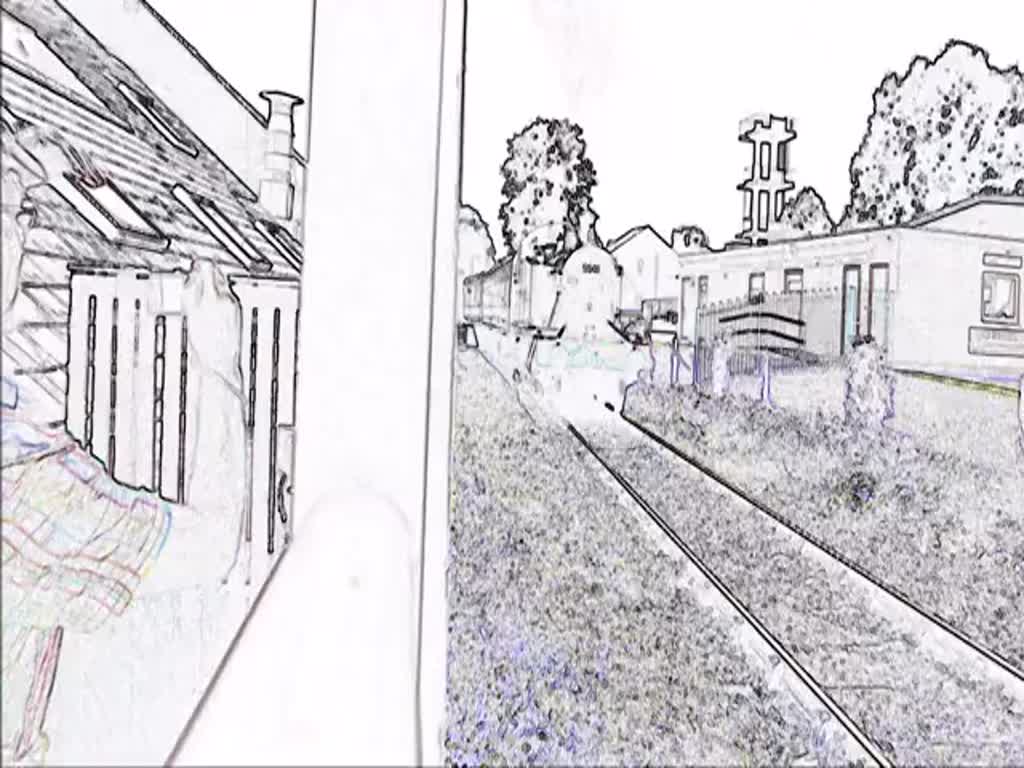 Bearbeitung mit Kantenfilter, lässt das Video wie eine Zeichnung aussehen:
Abfahrt eines Dampfzugs mit Lok #5541 aus Lydney Town, 11.9.2016