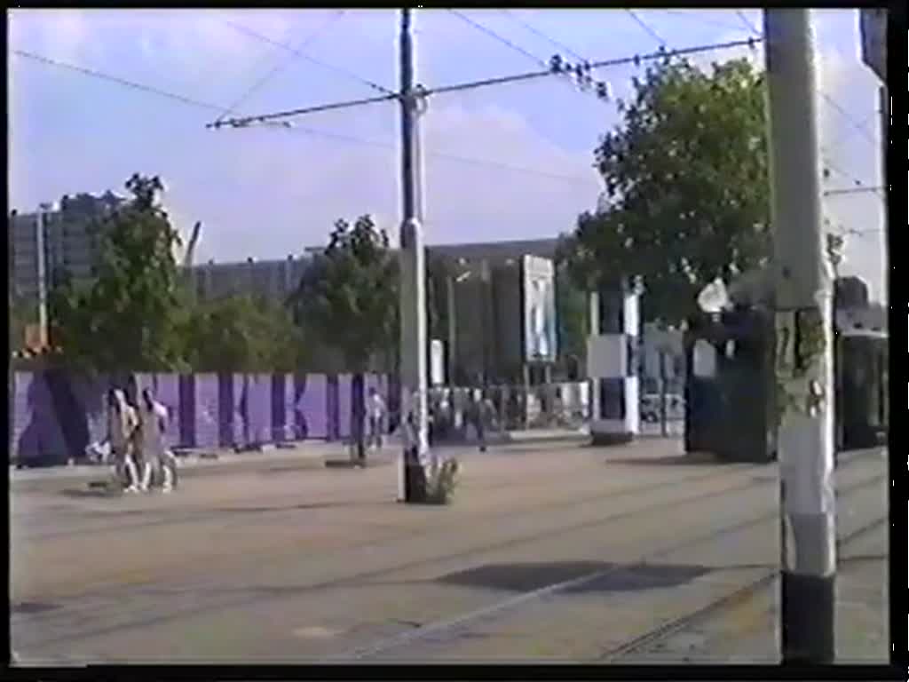 Dampfstraenbahn in Rotterdam am 27. Juli 1989.