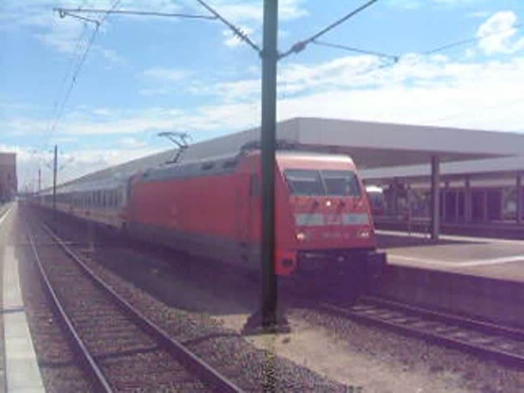 Der IC Oberstdorf - Hannover Hbf fhrt mit Br 101 aus Mannheim Hbf aus.