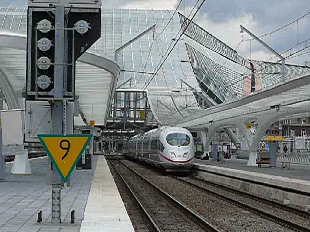 Der ICE 4604 (406 004-2) Bruxelles-Midi - Frankfurt verlsst pnktlich um 13.14 Uhr den Bahnhof Lige-Guillemins und wird, wenn der Fahrplan eingehalten wird, Frankfurt-Flughafen um 15.22 Uhr erreichen. Aufgenommen am 12/07/2009. 