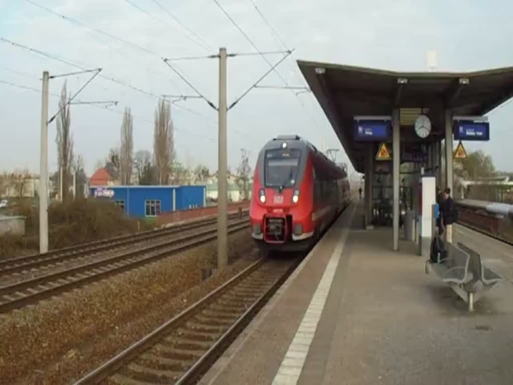 Ein kleiner Hamster 442 116 beim verlassen des S Bahnhofs Dresden - Dobritz nach Pirna. Aufnahme 29.03.2017 / 08:20 Uhr