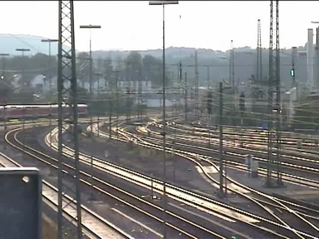 IC 2057 nach Frankfurt fhrt am 17.09.08 um 18.28 Uhr in den Kaiserslauterer Bahnhof ein.