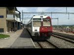 ASm Aare Seeland Mobil Quer durch die Schweiz - Mit dem Postauto sind wir von Les Ponts-de-Martel nach Neuchatel gefahren, von hier mit der TPF nach Ins. Weiter geht es nun Aare-Seeland mobil nach Biel. Zwischendrin m�ssen wir jedoch wegen Bauarbeiten zwischen L�scherz und T�uffelen ein weiteres mal an diesem Tag den Bus nehmen. Das ist auch der Grund warum der Zug nachfolgend mit L�scherz beschildert ist. Ins, 04.05.2008.