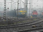 Nochmal etwas fr Dieselsoundfans. SNCB-Loks 5529 und 5531 starten in Aachen-West mit einem Kesselwagenzug, und geben mchtig Gas vor der ersten Rampe hinauf zur belgischen Grenze. Aufgenommen am 06/12/2009.