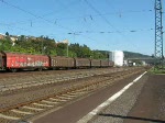 br-110-bugelfalte 110 343-1 mit einem Messwagen in Fahrtrichtung S�den durch Bad Hersfeld. Aufgenommen am 01.09.2009.