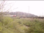 BR 120 Nanu? Wo ist der Metropolitan abgeblieben? IC 1811 aus Stuttgart nach K�ln Hbf f�hrt anstatt mit der ex Met-Garnitur mit Ersatzgarnitur aus mehreren 1.Klasse IC-Wagen und Sandwich Br 120 am K�lner Bbf vorbei. 27.03.08