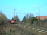 BR 140 mit Zugen 140 848 mit einem langen G�terzug am 1.04.2010 in Limmer. Gr��e gehen an den netten Tf.