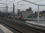 BR 16 E-Lok 1604 kommt mit ihrem 'P'Zug aus Richtung Leuven und f�hrt um 17.40 in den Bahnhof von L�ttich ein. 27.02.2009