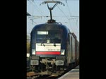 br-182-mrce 182 529 (ES 64 U2-029) mit Containerzug in Fahrtrichtung S�den durch Eichenberg. Aufgenommen am 07.04.2010.