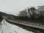 br-185-private 185 539-4 und die mitgeschleppte 182 529 fahren f�r TXLogistik von Bremen in Richtung S�den. Hier kurz hinter Mecklar. Aufgenoommen am 20.12.2009. Gru� an den Tf! ;)
