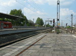 BR 218 mit Zugen 218 447-1 f�hrt mit ihrem RE nach Bad Harzburg in den Bahnhof Hannover Messe/Laatzen ein