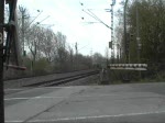 BR 290 290 567-7 290 567-7 mit Eaos Ganzzug und einem Niederbordwagen  am 04.04.2008 in D�sseldorf am Km 28,190