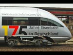 br-415-ice-t Mein 300. Video bei Bahnvideos.eu! Ein Jubil�um in jedweder Hinsicht, da es unsere erste Begegnung mit dem Jubi-ICE zeigt, oder auch Goldnase genannt ;) 415 022 fuhr am 11.04.2010 als zweite Einheit im ICE 1546 von Dresden nach Frankfurt Main Flughafen Fernbf. Hier die Ein- und Ausfahrt in Eisenach.

Vielen Dank an alle, die sich meine Videos anschauen und f�r die Kommentare! Weiterhin w�nsche ich viel Spa� auf dieser Seite!