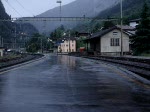 Der ETR 470 CISALPINO rast am 17.5.2007 bei Faido vorbei. ...
