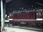 Hagen Hbf 1992! Verschiedene Farbvarianten von Lok´s und Wagen sind auf diesem Video.
Ua.218 149, 103 115 Orientrot, 143 604 in der alten Originalversion und DR-Beschriftung.