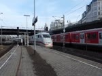 Am Filamnfang ist kurz eine S-Bahn bei der Einfahrt in den Hbf von Hamburg zusehen danach fhrt ein ICE 1 ein. 03.04.13.