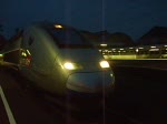 Ein TGV-POS fhrt am Abend mit Weltrekord Tz weiter nach Stuttgart Hbf. Karlsruhe Hbf, 27.02.09 