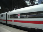 ICE 890 steht hier in Leipzig Hbf wo er in wenigen Minuten nach Hamburg-Altona losfhrt.Aufgenommen 06.05.2011 in Leipzig