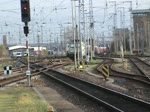 TEE  Warnowgold  fhrt in Rostock Hbf ein(auch genannt TEE  Rheingold ). Gezogen wurde der gut besetzte Zug von 103 184.
16.11.2010