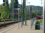 Mit 5 Minuten Versptung fhrt eine RB von Naumburg (Saale) Hbf nach Lichtenfels in den Bahnhof Saalfeld (Saale) ein.