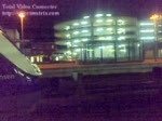 Eine Dreiertraktion der NWB fhrt am Abend von Osnabrck im Wilhelmshavener Bahnhof ein