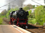41 096 hat am 16. April 2011 einen Sonderzug von Salzgitter nach Bochum-Dahlhausen und zurück gefahren. Die Aufnahmen zeigen den Zug bei der Hinfahrt in Essen-Steele Ost und bei der Rückfahrt kurz vor Bochum Hbf.