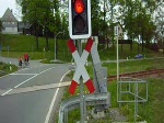 Am 21.5.2009 machte das SEM eine Jubileumssonderfahrt nach Schlettau. Zuglok war 65 1049. Hier am Bahnbergang zwischen Dorfchemnitz un Niederzwnitz.