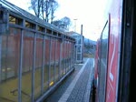 ... dann, pnktlich, die Abfahrt aus Heiligenstadt mit der 219 als Schublok. Aufgenommen am 06.12.2009.