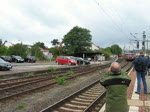 Einfahrt des vierteiligen VT 98 in den Bahnhof Eisenach. Er brachte Besucher fr die 15. Meininger Dampfloktage. Aufgenommen am 05.09.2009.