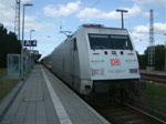 101 034-7 mit IC2239(Warnow)von Warnemnde nach Leipzig Hbf.bei der Ausfahrt im Bahnhof Warnemnde.(18.09.09)    