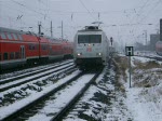 IC2377 von Ostseebad Binz nach Karlsruhe Hbf.bei der Einfahrt im Rostocker Hbf.(15.02.09)