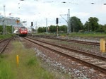 120 145-8 mit DZ2673 von Berlin Gesundbrunnen nach Warnemnde bei der Ankunft um 20.16 Uhr im Bahnhof Warnemnde.(27.05.2011)