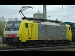 189 915 (ES 64 F4-015) mit H-Wagenzug in Richtung Norden durch Eschwege West. Aufgenommen am 10.04.2010 in Eschwege West.