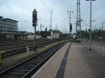 Br 415  Mainz  bei der Einfahrt in den Bahnhof Singen (Htw). In wenigen Minuten gehts ber die Gubahn wieder nach Stuttgart zurck.