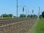 145 074-1 & 189 006-0 (kalt) mit einem Containerzug in Friesack(Mark) in Richtung Neustadt(Dosse) unterwegs. 30.05.2011
