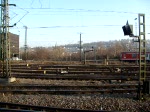 Eine RegionalBahn fhrt aus den Bahnhof Stuttgart Hauptbahnhof Richtung Bad Cannstatt.