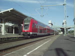 Eine Doppelstock Garnitur verlsst am 16. Juli 2011 als RE nach Nrnberg Hbf den Sonneberger Hbf.