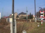 Hier beschleunigt der RE2 aus dem Bahnhof Lbbenau/Spreewald raus. Dieser kam aus Wittenberge/Wismar und fhrt weiter nach Cottbus. Datum: 30.12.2005