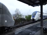 Hier eine Kopplung zwichen einem 5-teiler und 3-teiler in Bonn-Mehlem , Beide werden   dann in Kürze nach Wuppertal-Oberbarmen Fahren , DEN 13.12.2015