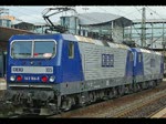 Ein 143er RBH Doppel. (Lok 104: 143 191-5 und Lok 105: 143 186-5) fhrt Lz durch Kassel Wilhelmshhe. Aufgenommen am 08.05.2010.