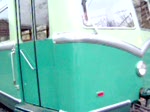 Drachenfelsbahn Ein Triebwagen der Drachenfelsbahn f�hrt aus der Talstation ab.