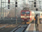 Dresden, Hbf: Einfahrt eines ...  Mario Hasch 12.10.2008