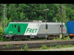 E 37 Das 'Frettchen' 437 026 knickt unerwarteter weise aus Bebra in Eichenberg in Richtung Osten ab. Aufgenommen am 12.06.2010.