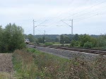 gemischte-guterzuge 241 001 von Hectorrail mit Container und Auflieger zwischen M�nster und D�lmen, am 09.09.2009; da es w�hrend des Drehs sehr windig war, wackelt alles ein wenig-bitte das zu entschuldigen