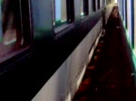 Gotthard-Sudrampe Ich bin mir nicht sicher, ob das Video hier am richtigen Ort ist. Es handelt sich um eine Paralellfahrt von zwei Personenz�gen an der Gotthard-S�drampe zwischen Rodi-Fiesso und Faido.Dieses Schauspiel kommt nur sehr selten vor, deshalb zuckte ich die Kamera um diesen Moment im Sommer 2005 festzuhalten.  